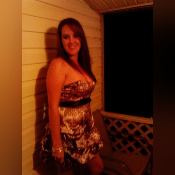 Meet Your Posh Ambassador Ms Rogers - Picture 13 of 16